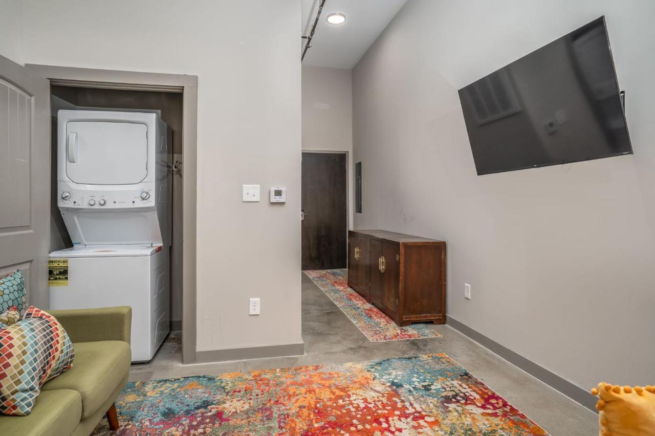 Apartamento The Davis Lofts At Main Street - Unit 1E Rocky Mount Exterior foto